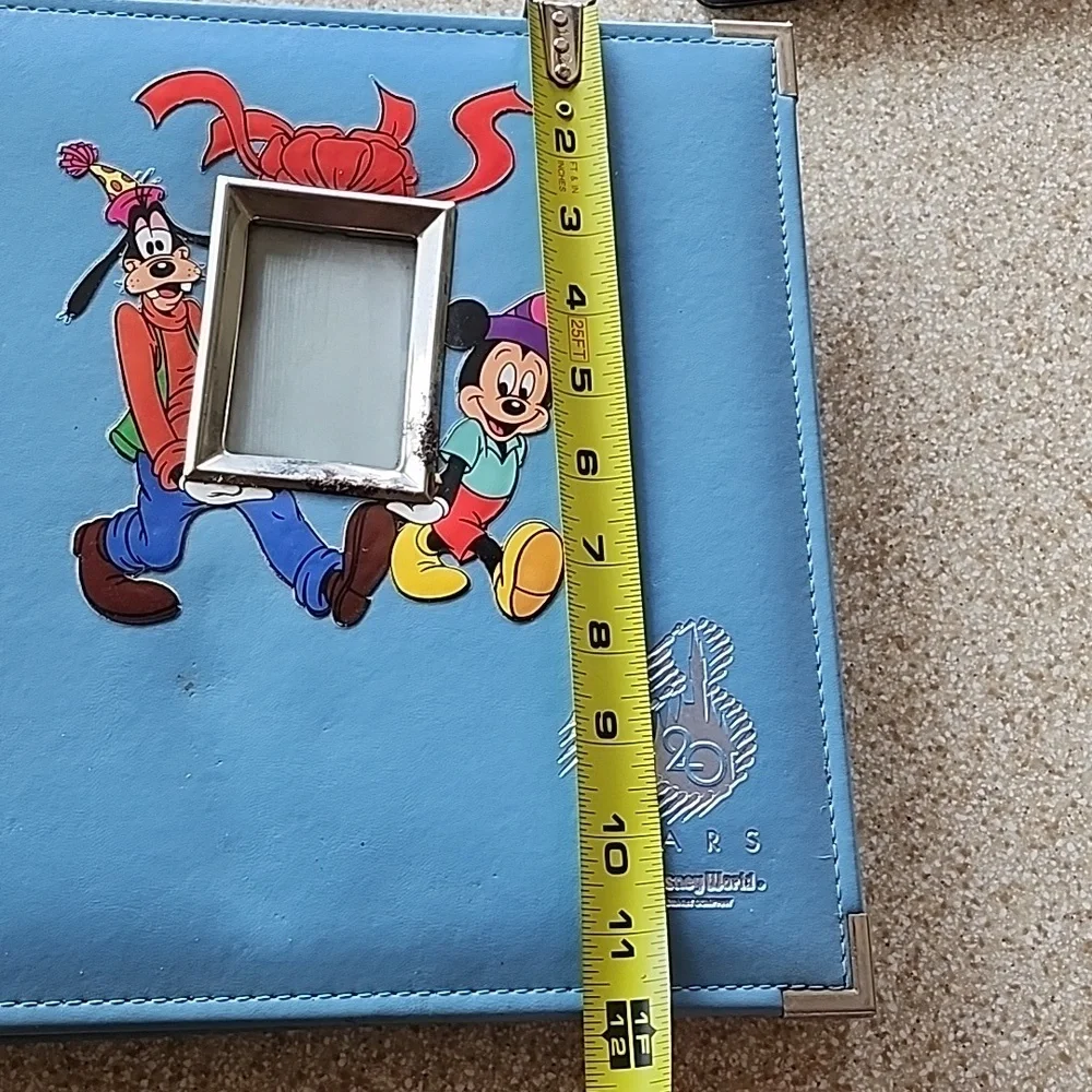 Vintage Walt Disney World 20 Year Anniversary Photograph Binder - Picture 6 of 15